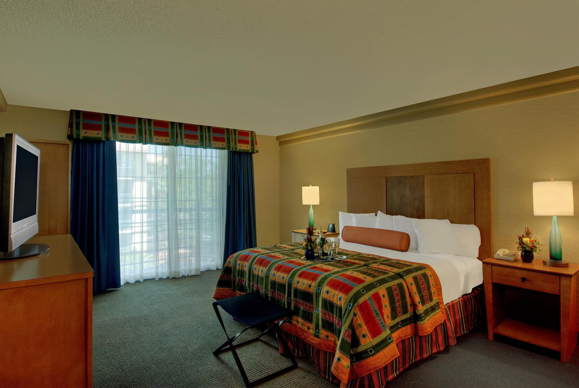 Embassy Suites By Hilton Phoenix Biltmore Экстерьер фото
